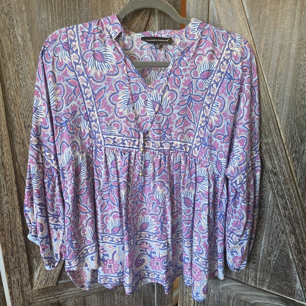 Grand & Greene Shirt Women's Size S Purple Blue Paisley Floral Boho Lightweight